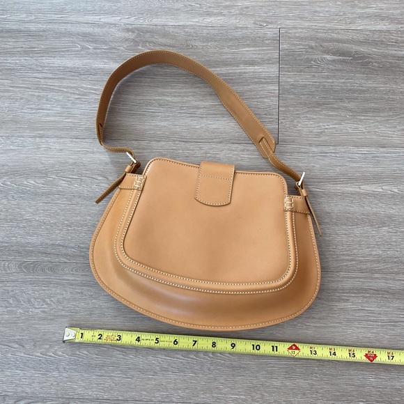 *NEW* Tod’s leather handbag - Picture 12 of 14